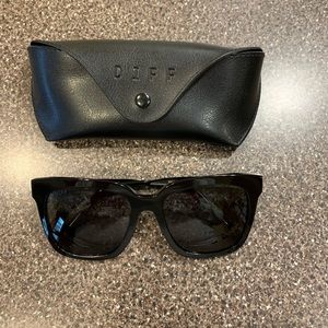 DIFF Eyewear Bella Sunglasses